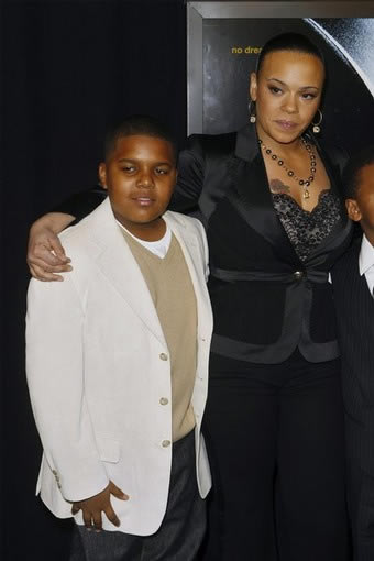 FAITH EVANS AND FAMILY AT 'NOTORIOUS' PREMIERE