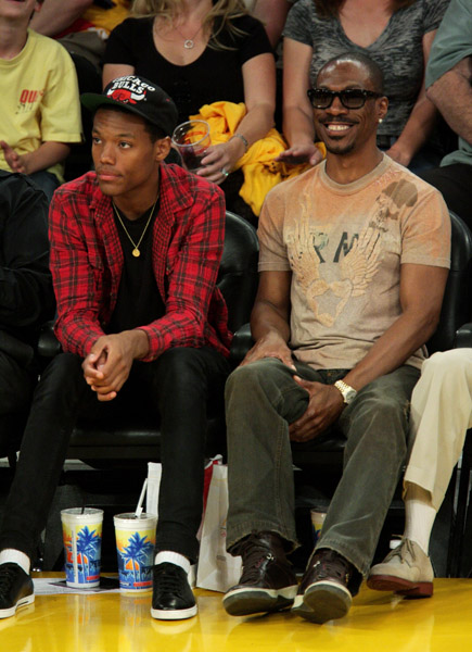 eddie murphy son eddie murphy and son take in a game eddie murphy son eddie murphy and son take in a game