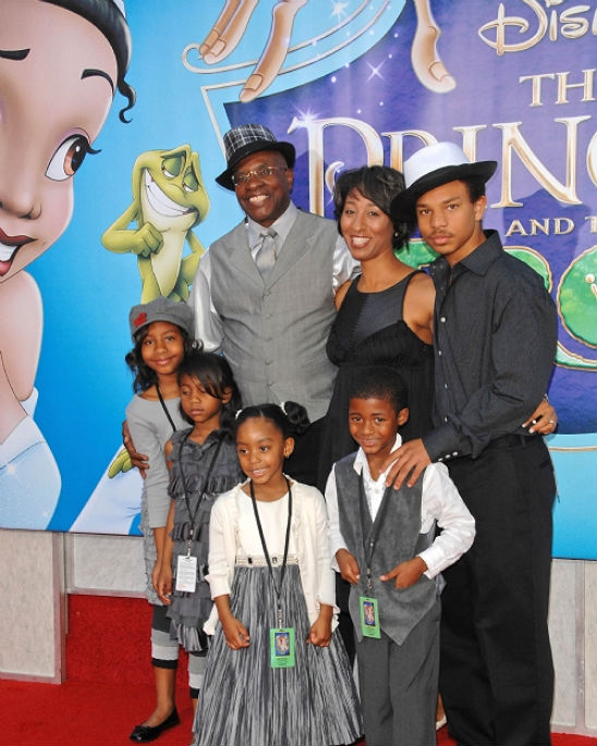 Actor Keith David("Greenleaf") with his daughters Lipstick Alley